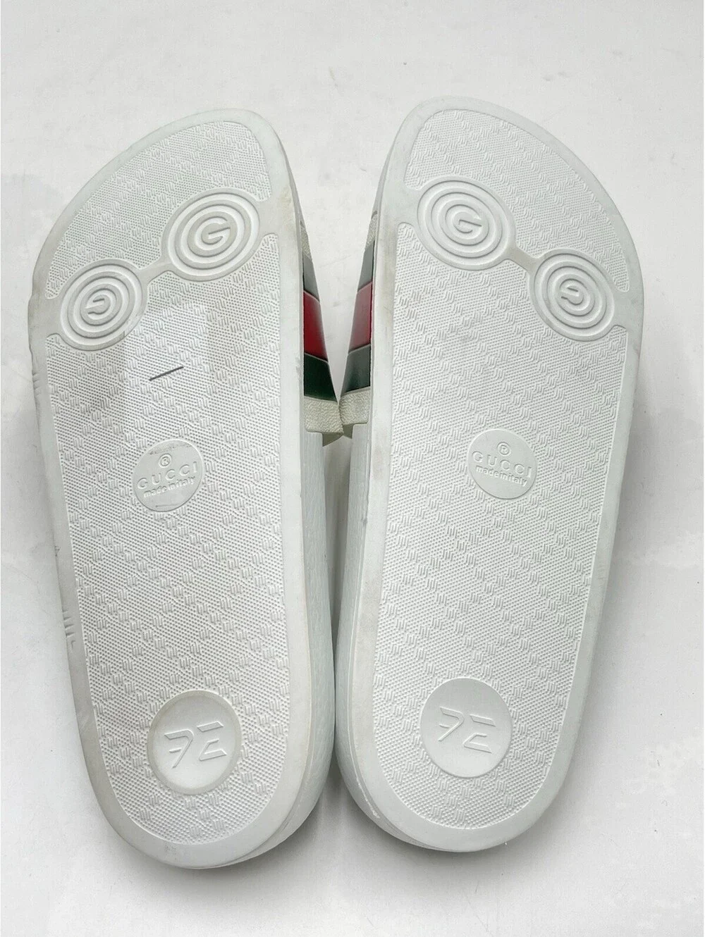 Gucci Pursuit pool slides green and red web strap Size 7 UK